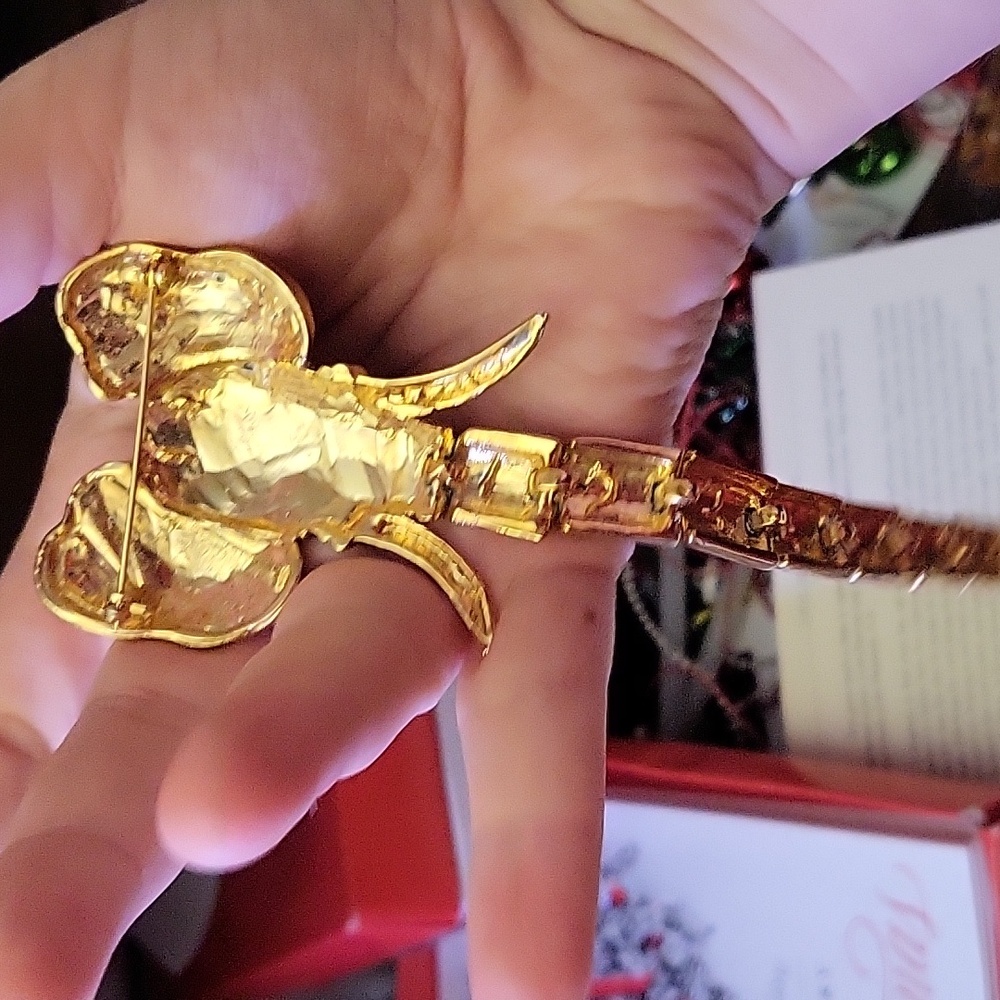Brooch - Picture 3 of 3